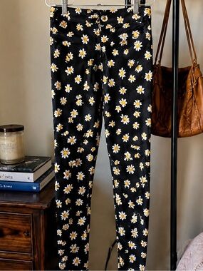 GUESS 1981 Skinny Daisy Print Jeans Size 27 Y2K Floral Denim